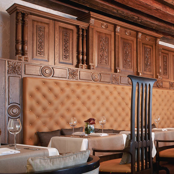 service-02 Kuningarestoran